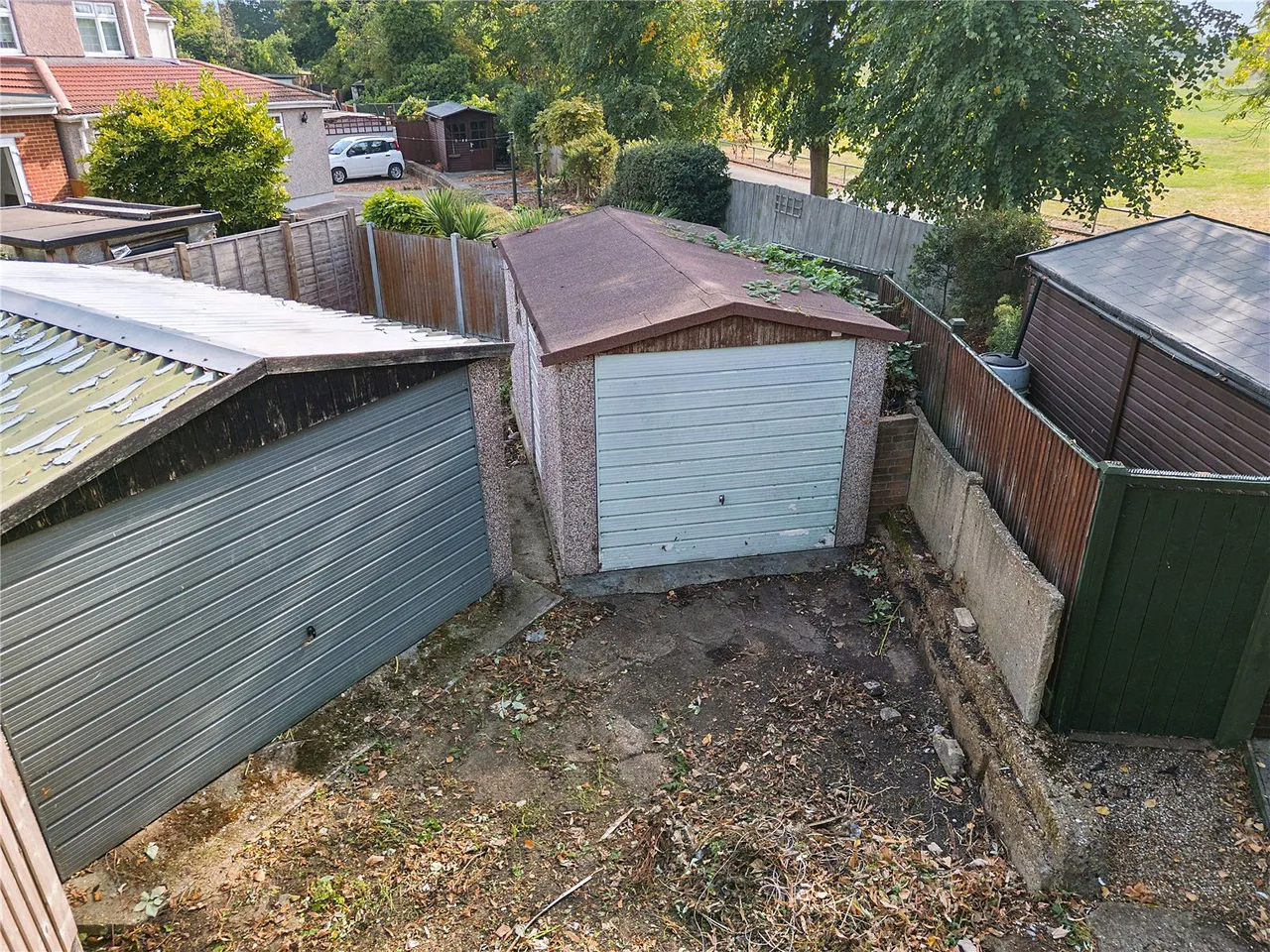 Barton Avenue, Romford, RM7, photo 8