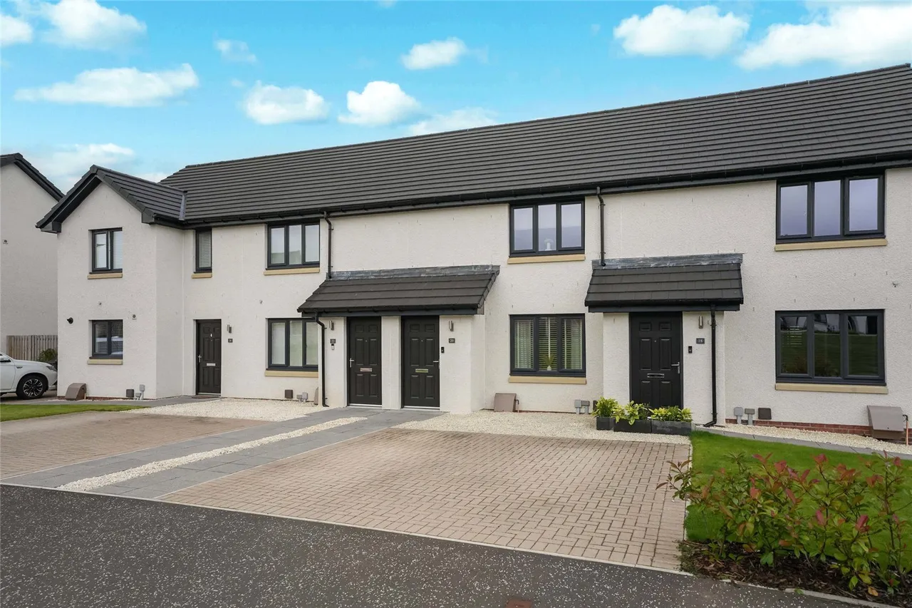 Lawder Gardens, Glenrothes, Fife, KY7, photo 20