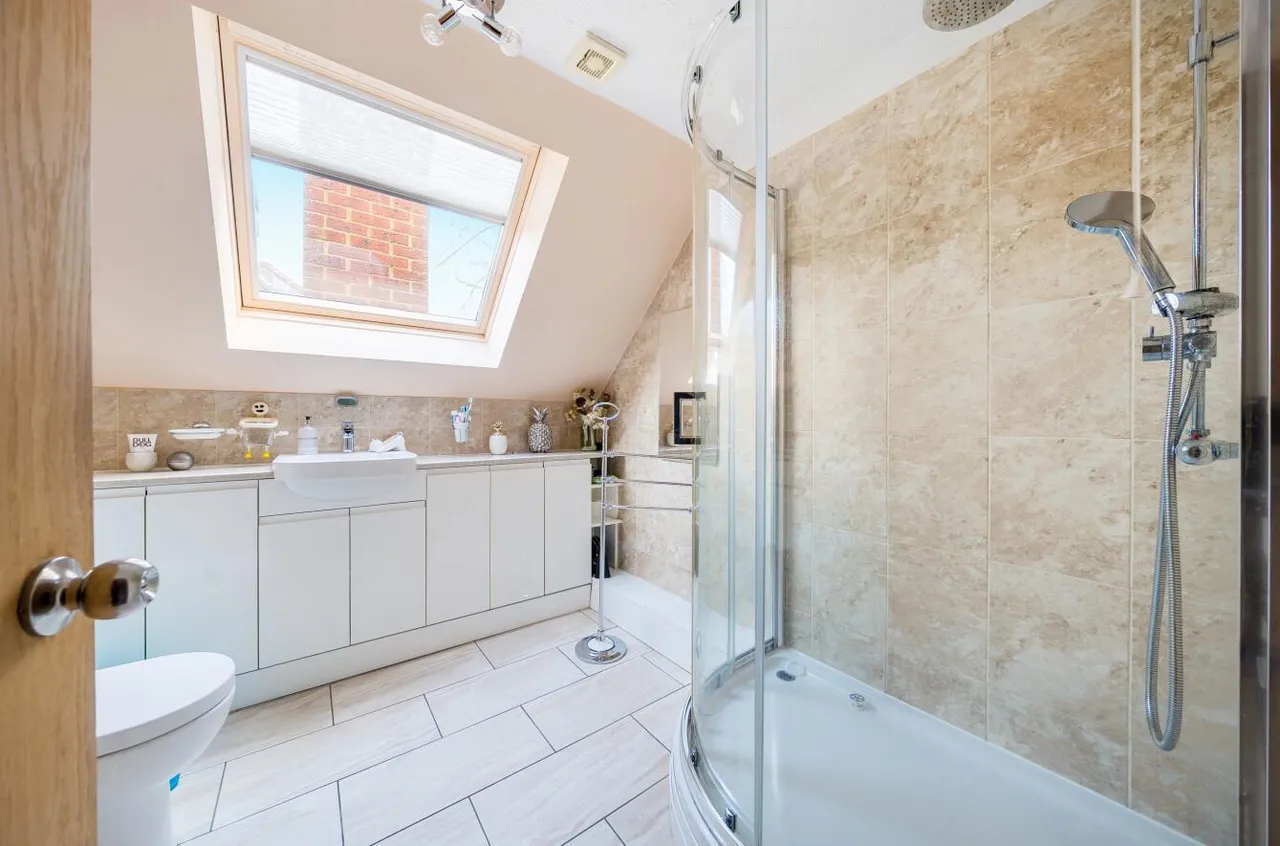 Exception Home & Detached Annex, Addington, photo 33