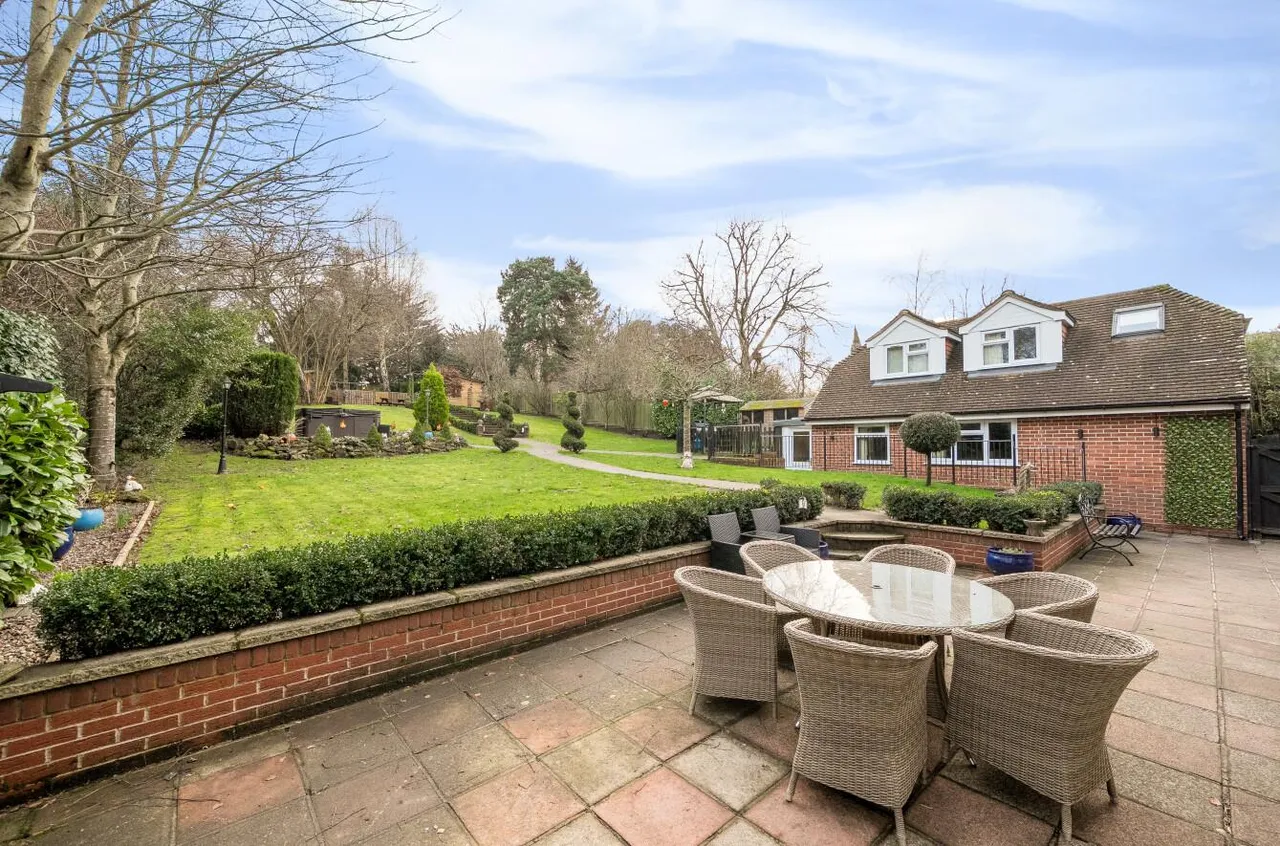 Exception Home & Detached Annex, Addington, photo 25