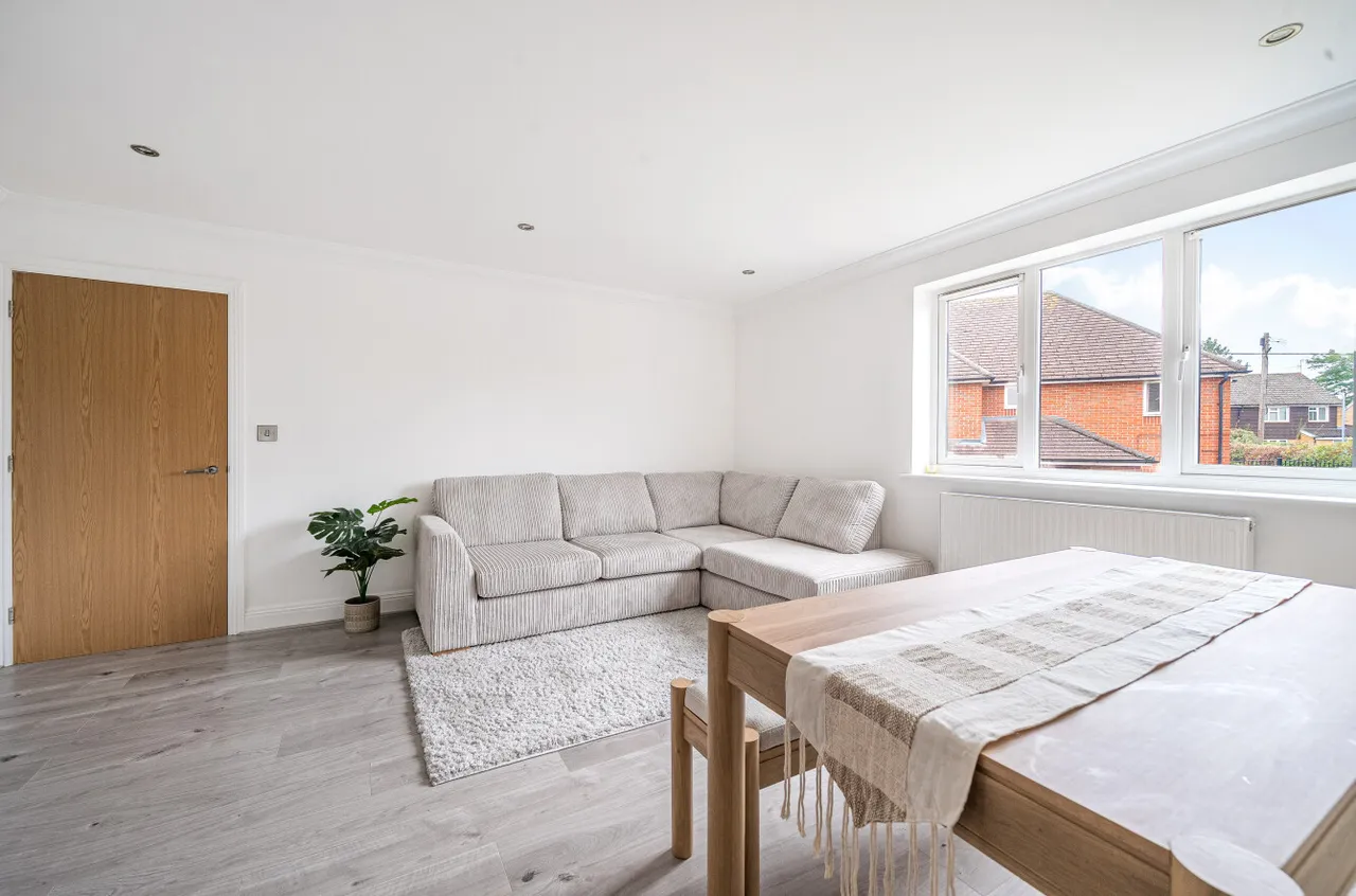 Roebuck Estate, Binfield, Bracknell, Berkshire, RG42 4ET, photo 17