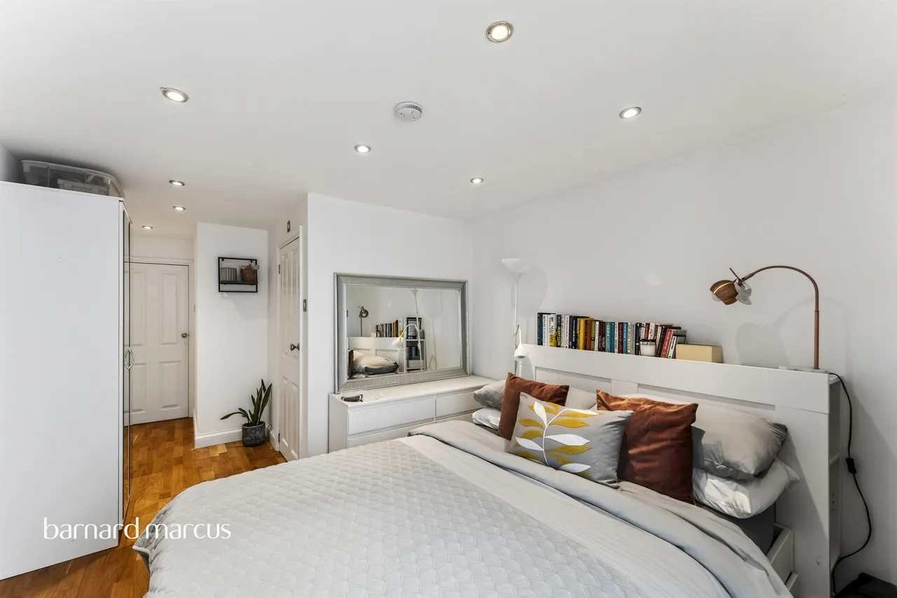 Eardley Road, London, photo 12