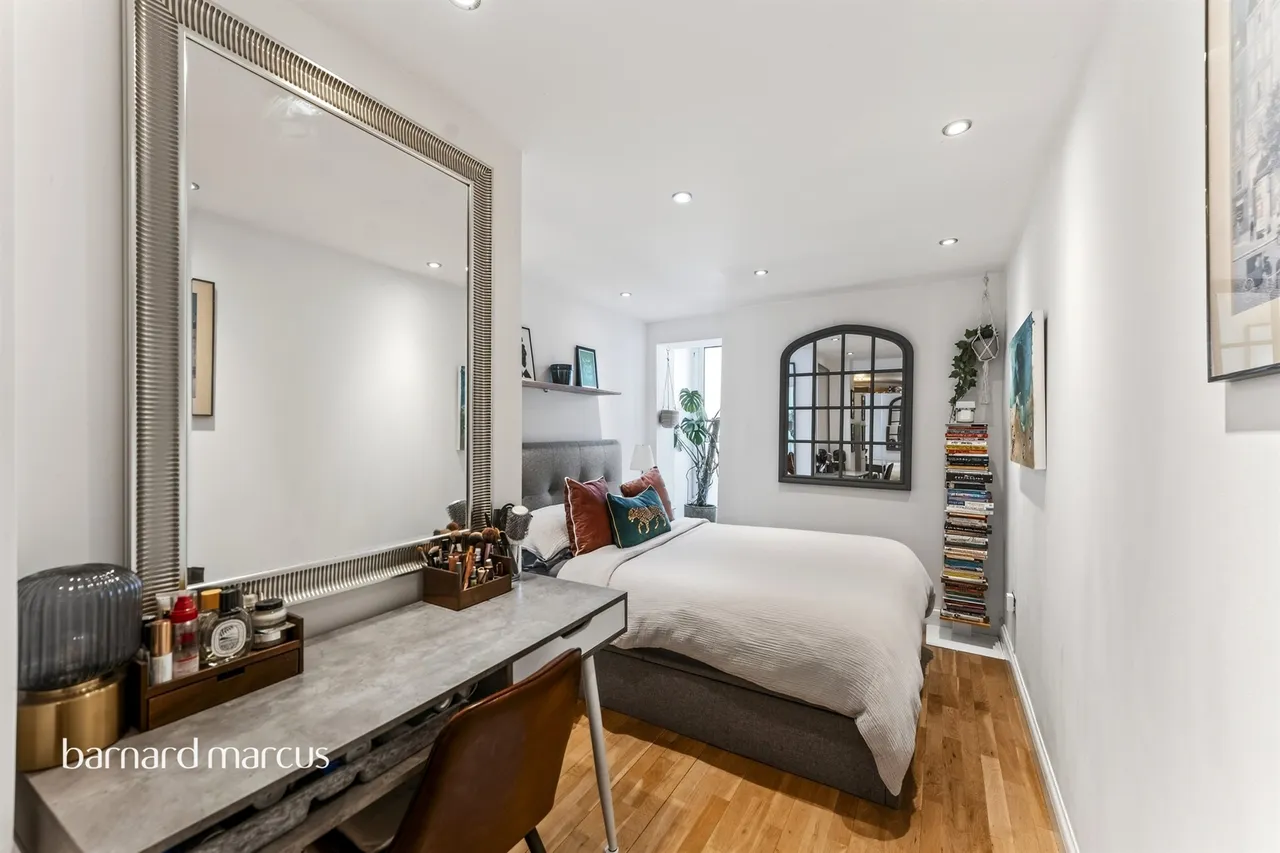 Eardley Road, London, photo 10