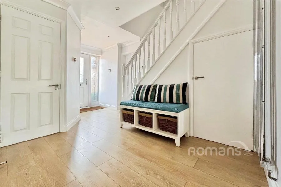 Raeburn Way, College Town, GU47, photo 13