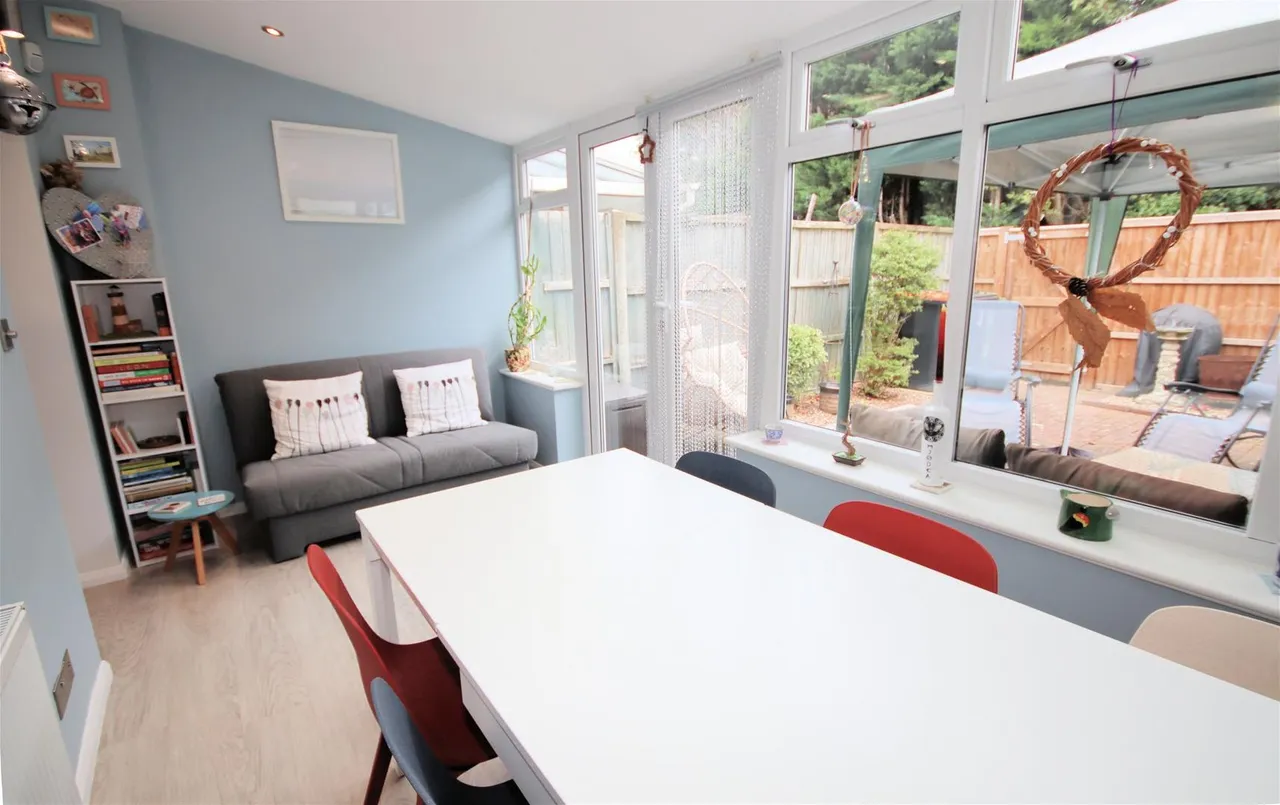 The Meadows, Wingfield, Leighton Buzzard, Bedfordshire LU7 9QN, photo 14