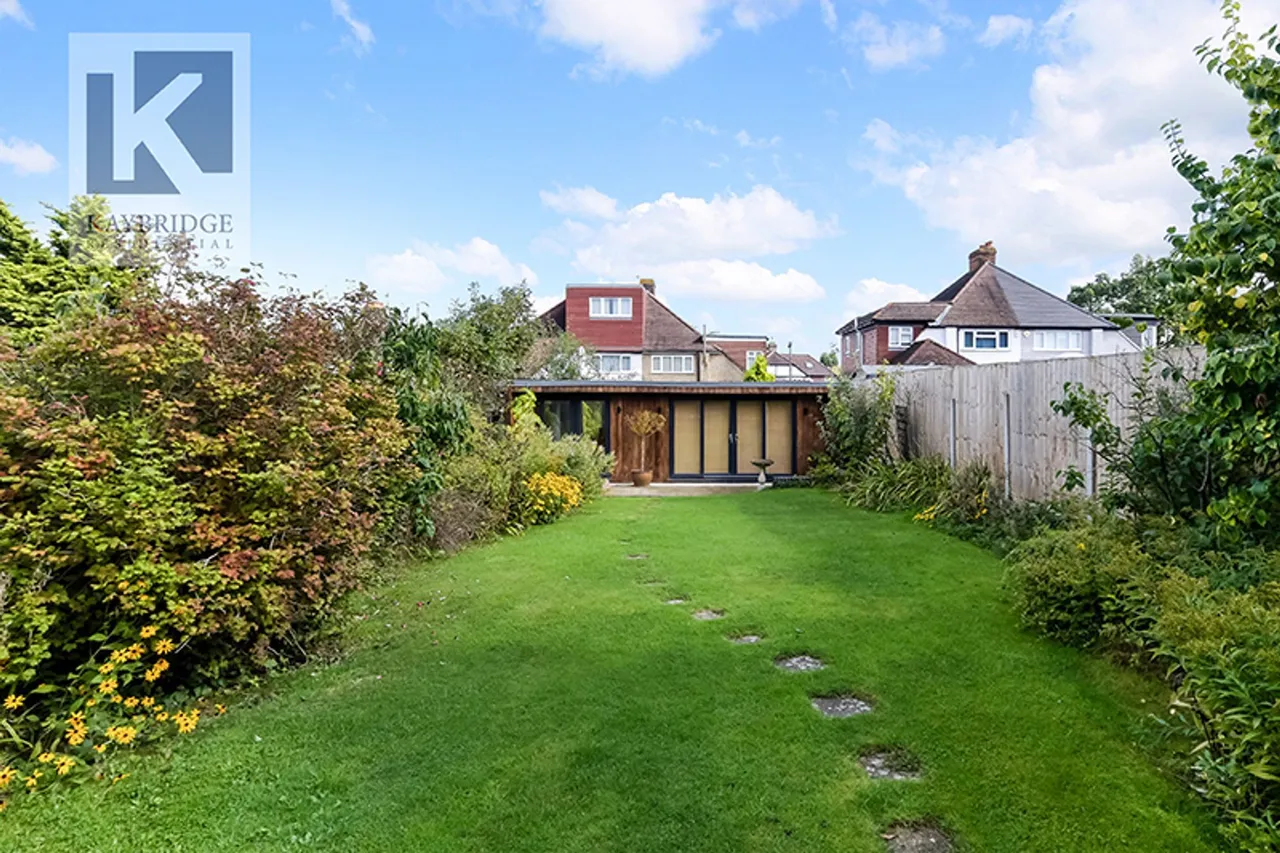 Tudor Avenue, Worcester Park, KT4, photo 21