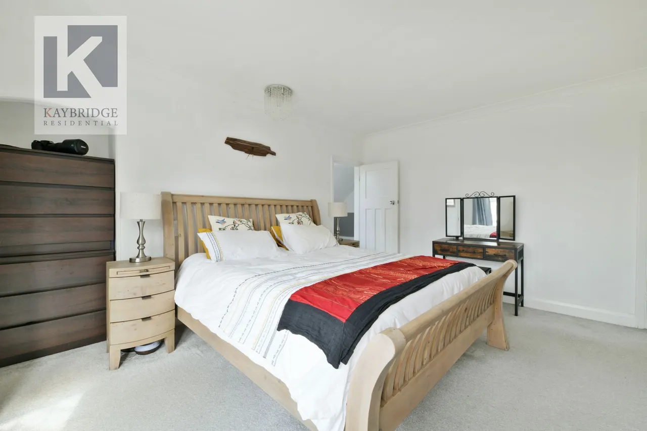 Tudor Avenue, Worcester Park, KT4, photo 12