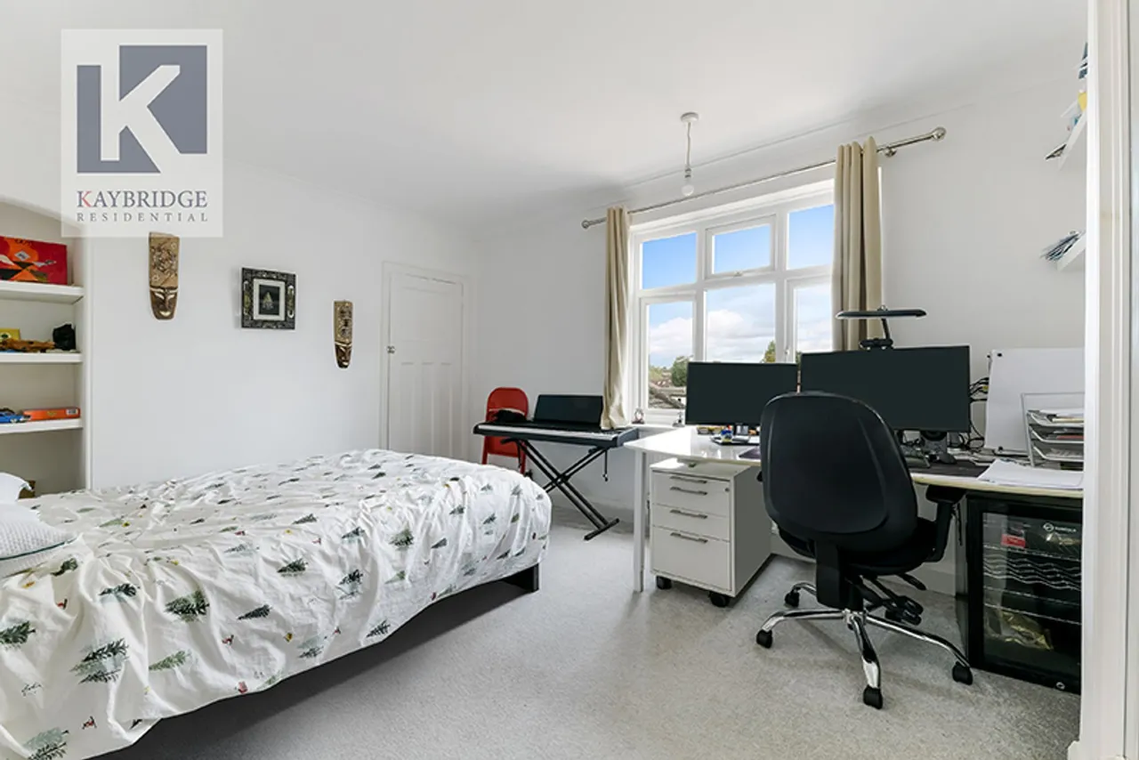 Tudor Avenue, Worcester Park, KT4, photo 14