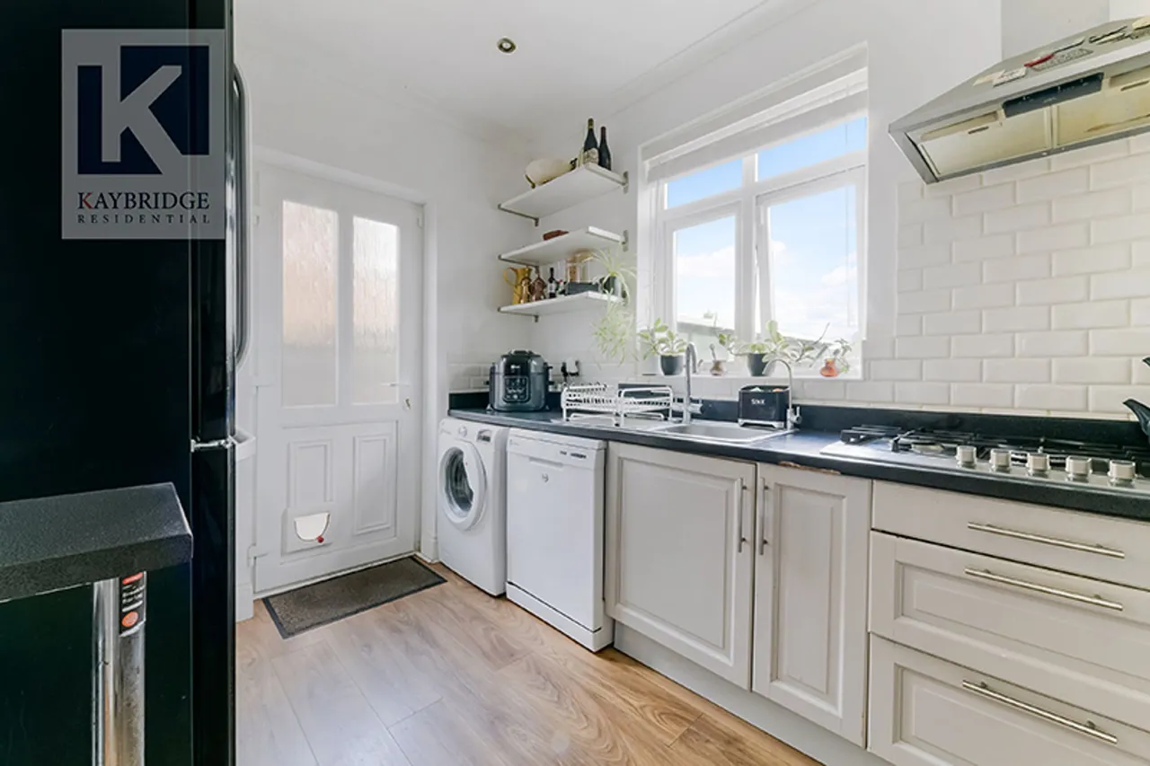 Tudor Avenue, Worcester Park, KT4, photo 8