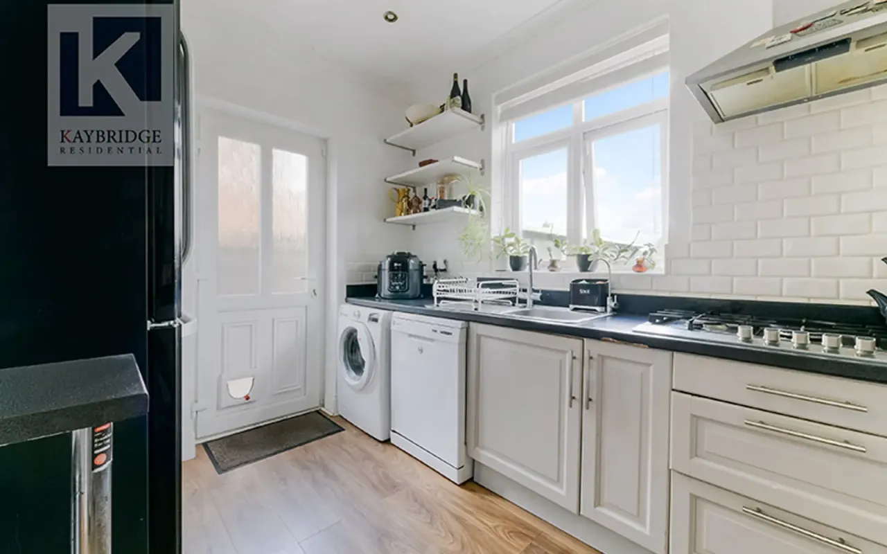 Tudor Avenue, Worcester Park, KT4, photo 8