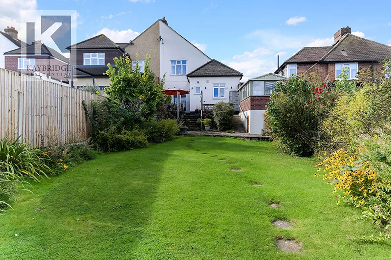 Tudor Avenue, Worcester Park, KT4, photo 20