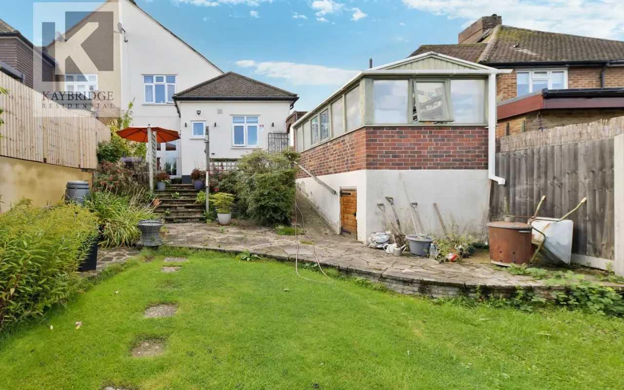 Tudor Avenue, Worcester Park, KT4, photo 23