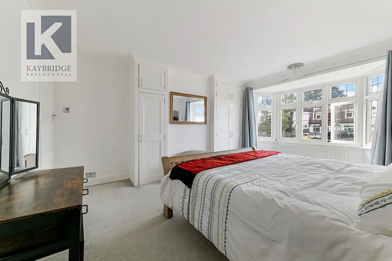 Tudor Avenue, Worcester Park, KT4, photo 13