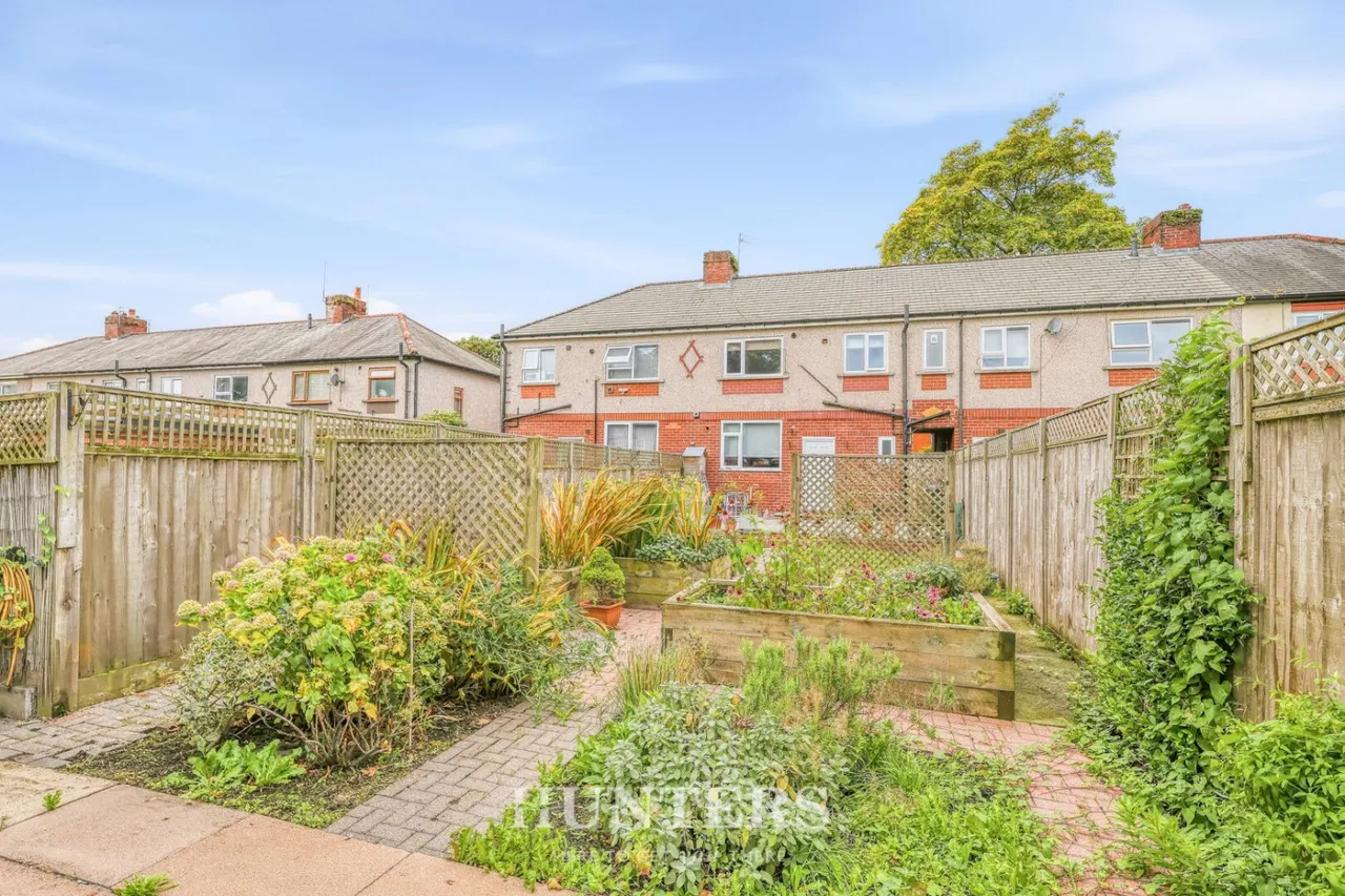 Dale Road, Middleton, M24, photo 19