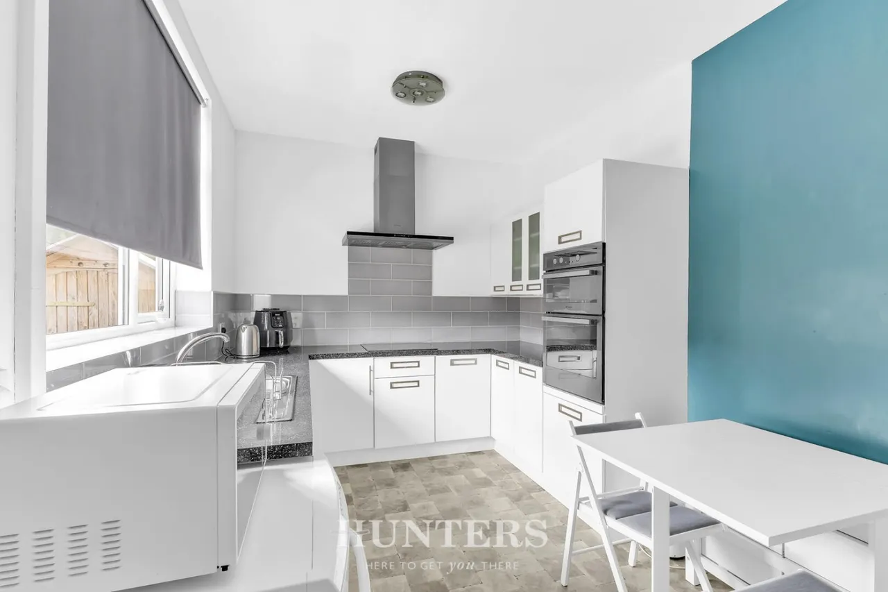 Dale Road, Middleton, M24, photo 6