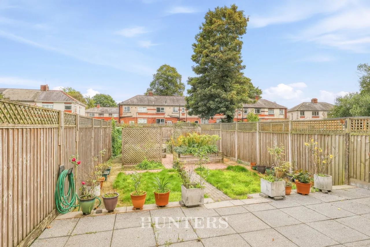 Dale Road, Middleton, M24, photo 17