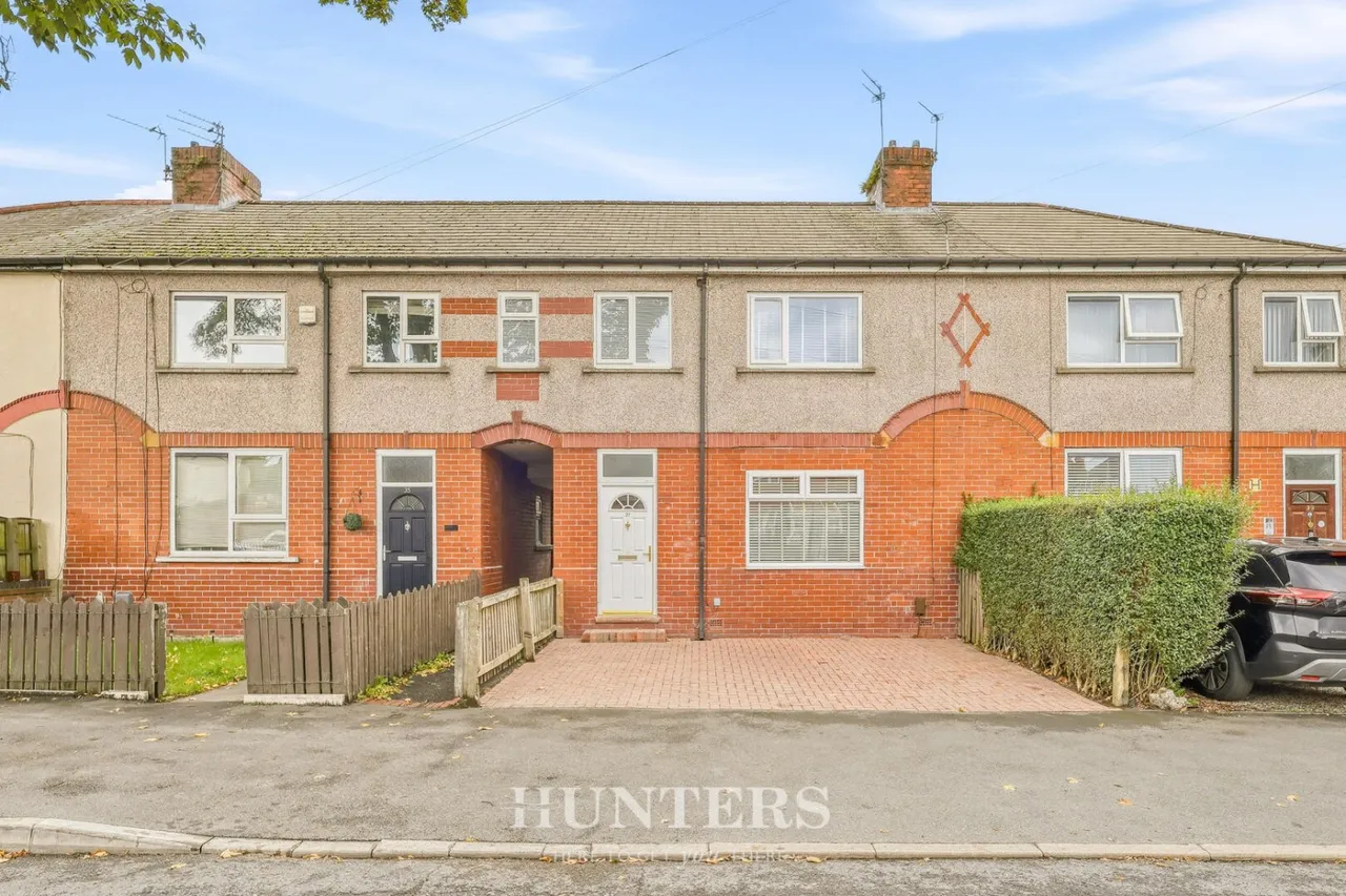 3 bed house for sale, Dale Road, Middleton, M24