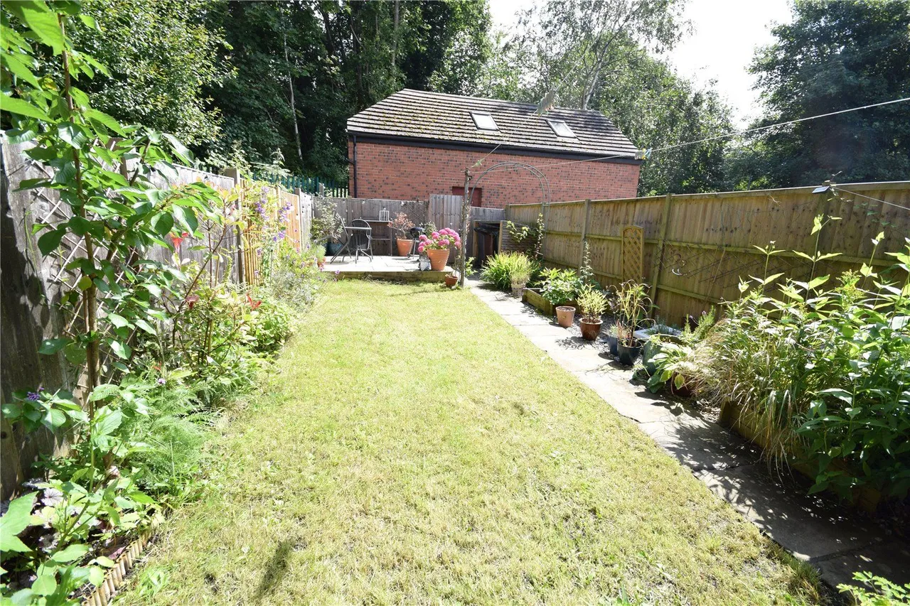 Vicarage Terrace, Leeds, LS5, photo 13