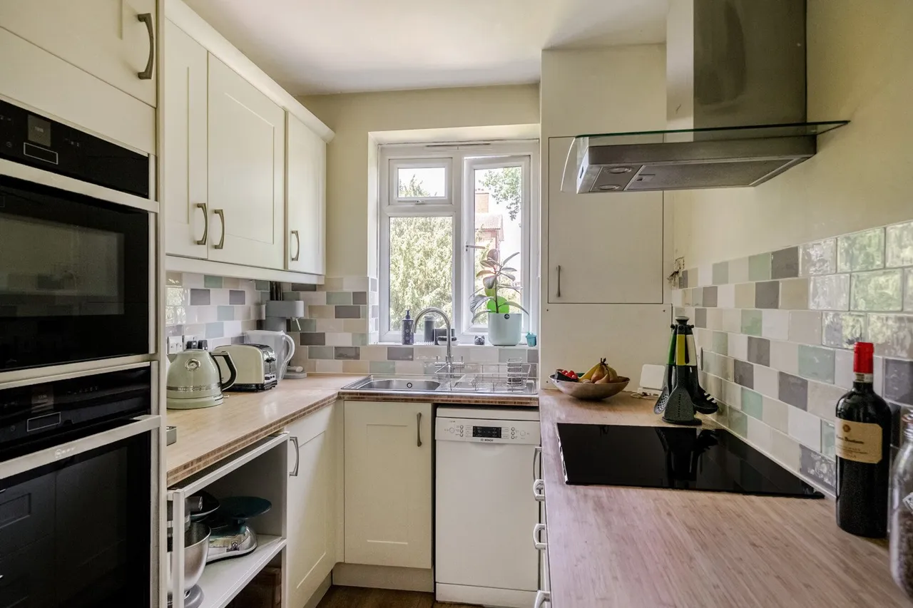 Lawrie Park Gardens, SE26, photo 4