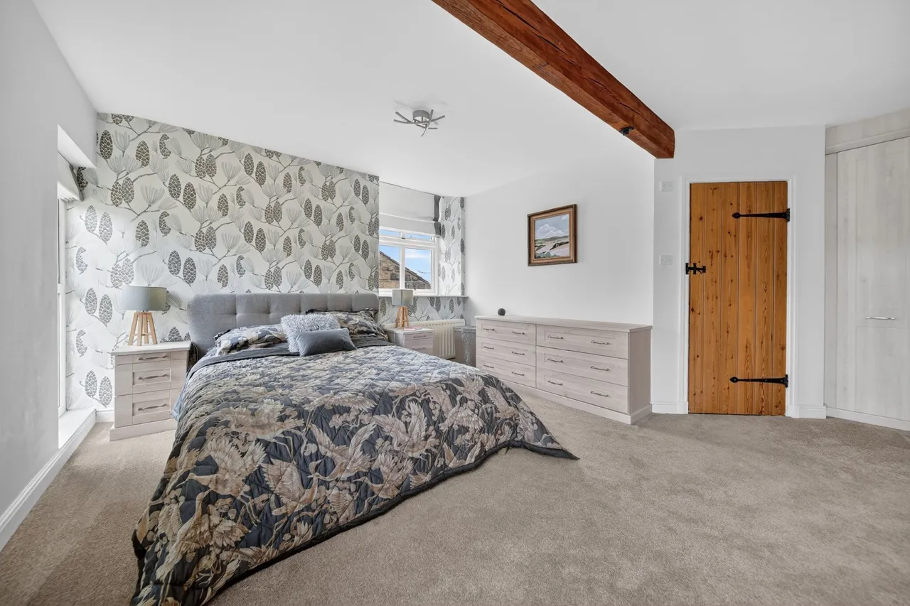 Carlton Lane, Guiseley, LS20, photo 9