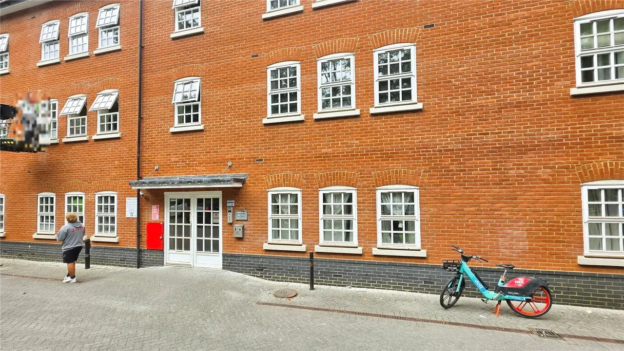 Albany Gardens, Colchester, Essex, CO2, photo 10