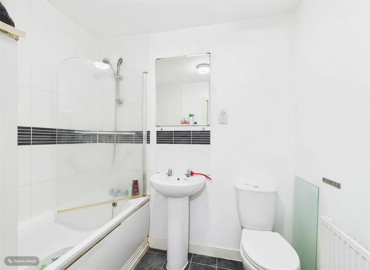 Cameron Crescent, Edgware, photo 8