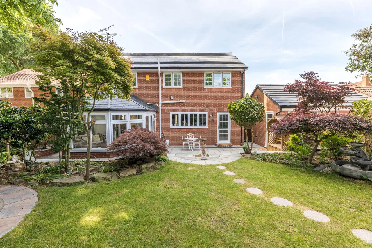 Smallshaw Close, Ashton-In-Makerfield, WN4, photo 19