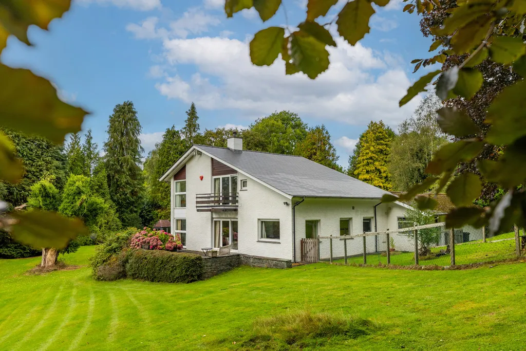 4 bed house for sale, Old Hall Road, Troutbeck Bridge, LA23