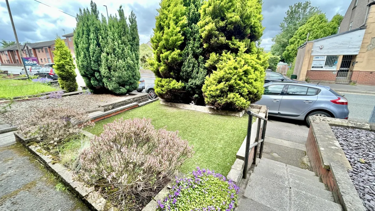 Rochdale Road East, Heywood, OL10, photo 24