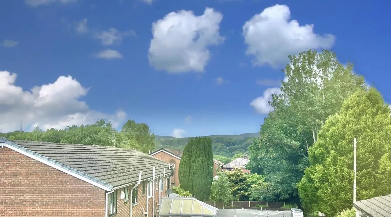 Rochdale Road East, Heywood, OL10, photo 16