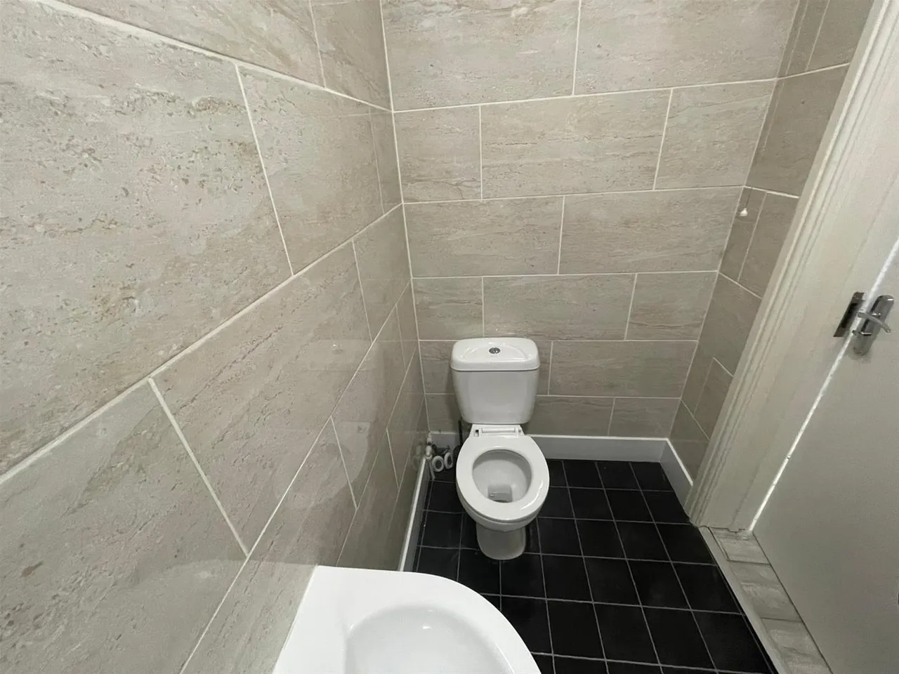 Prince Of Wales Terrace, Scarborough YO11 2EA, photo 6