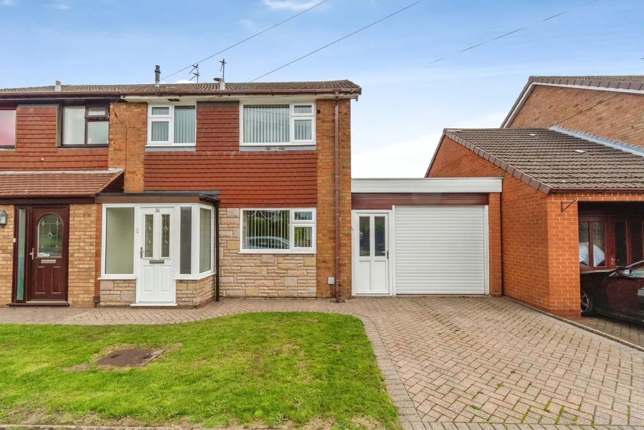 3 bed house for sale, The Hayes, Willenhall, WV12