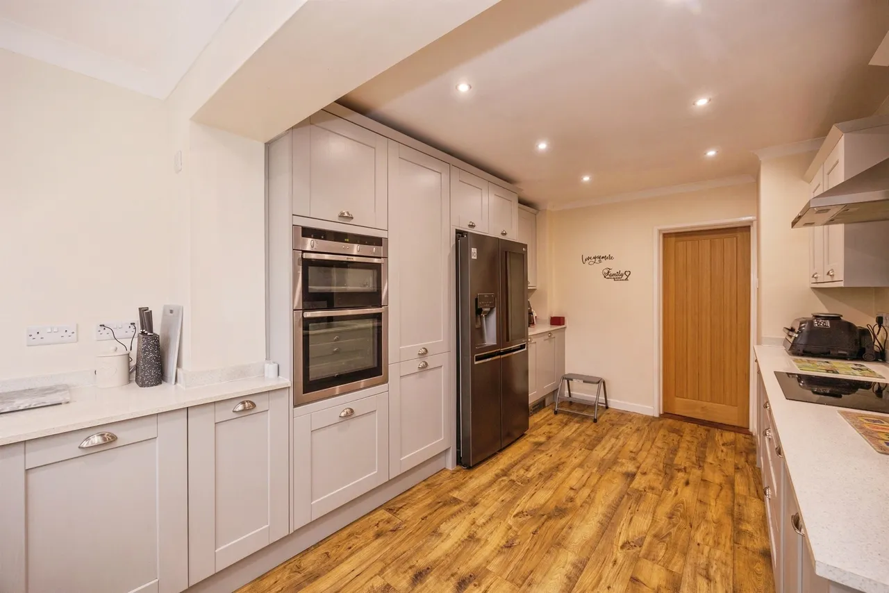 Crown Close, Waterlooville, PO7, photo 9