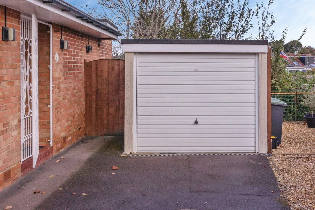 Crown Close, Waterlooville, PO7, photo 21