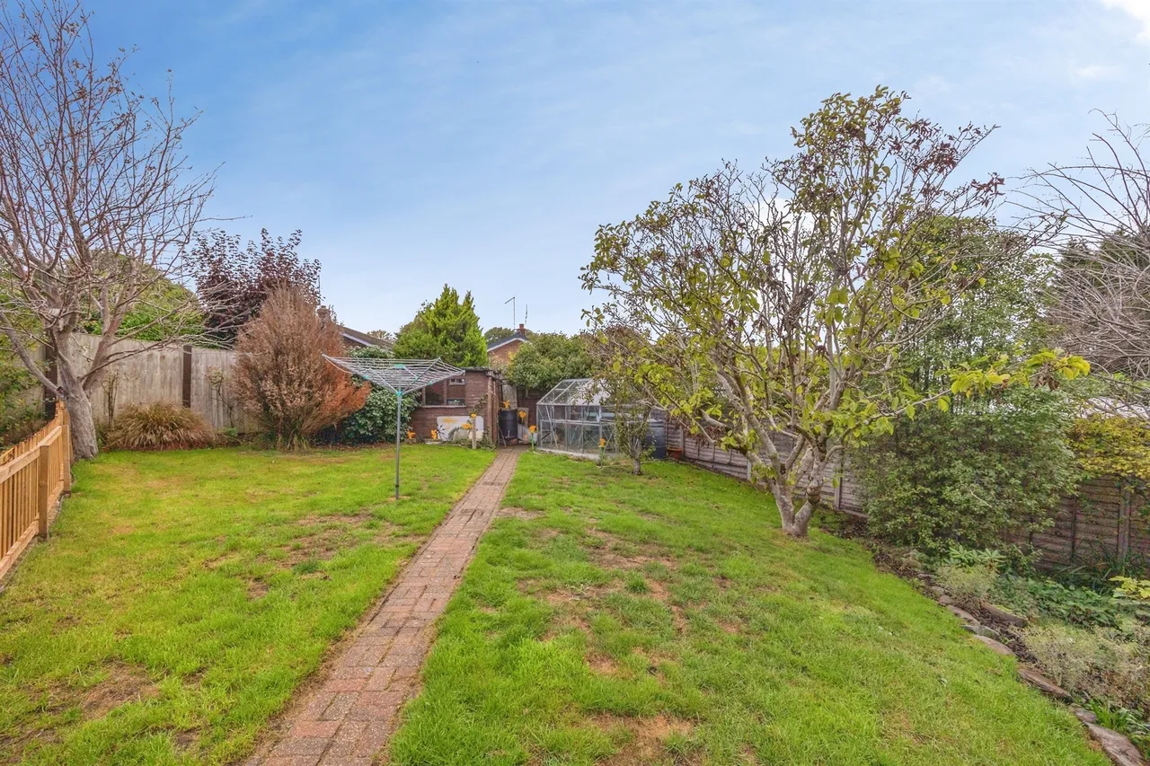 Crown Close, Waterlooville, PO7, photo 18