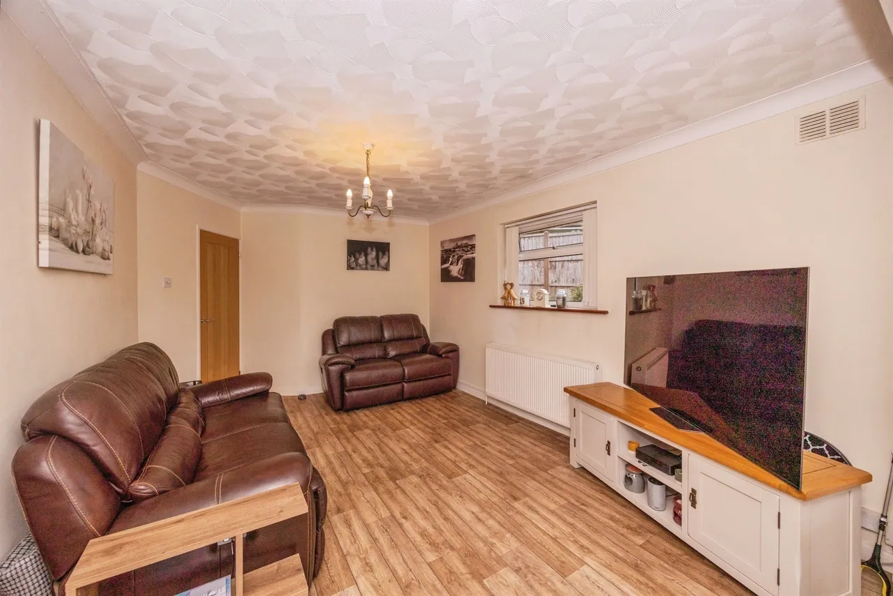 Crown Close, Waterlooville, PO7, photo 7
