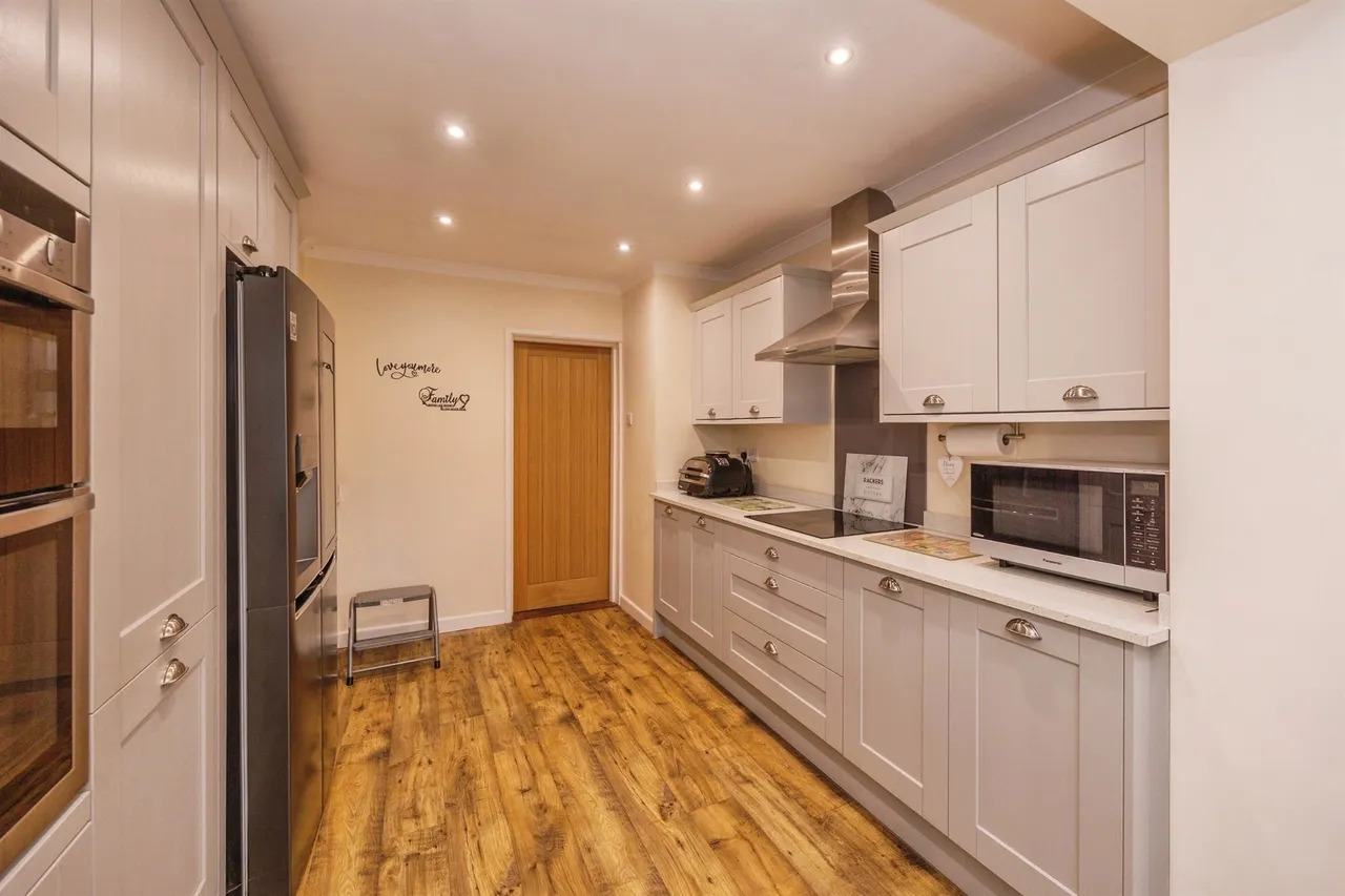 Crown Close, Waterlooville, PO7, photo 8