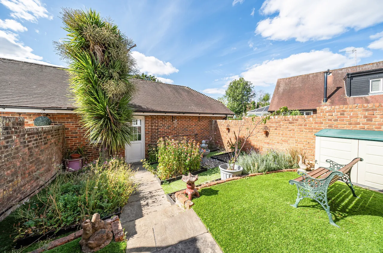 The Street, Old Basing, Basingstoke, Hampshire, RG24 7BY, photo 15