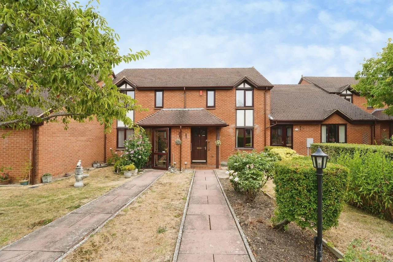 Glebe Farm Court, Up Hatherley, GL51, photo 15