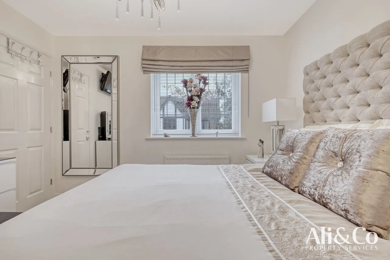 Conrad Close, Grays, Essex, RM16 2TW, photo 19