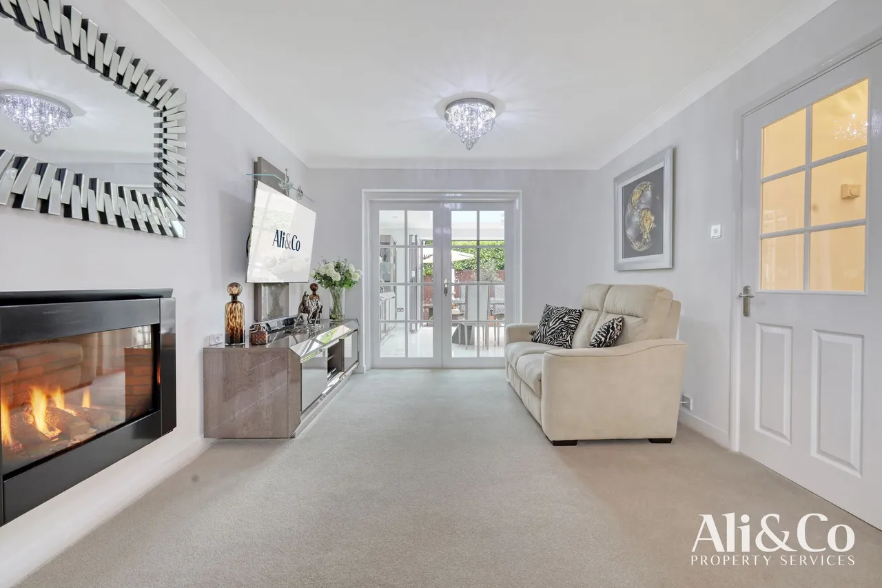 Conrad Close, Grays, Essex, RM16 2TW, photo 12
