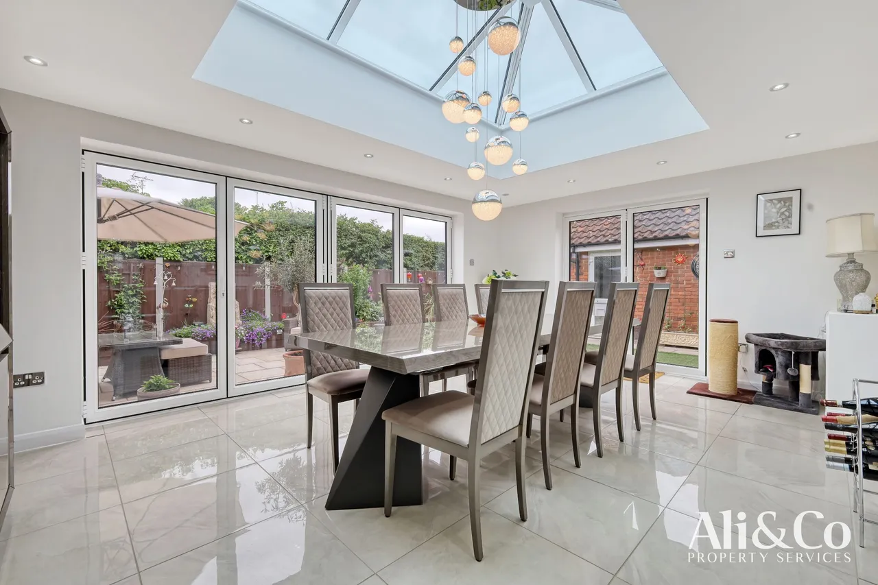 Conrad Close, Grays, Essex, RM16 2TW, photo 7