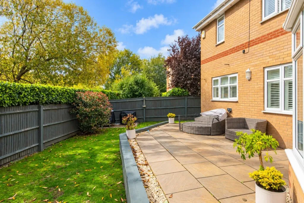Thurston Drive, Kettering, photo 21