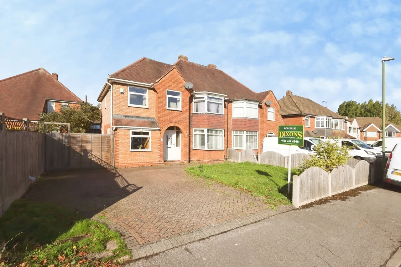3 bed house for sale, Balmoral Road, Birmingham, B36