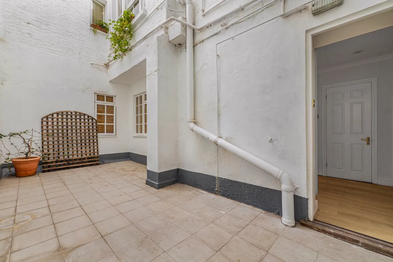 St. Georges Square, London, SW1V, photo 6