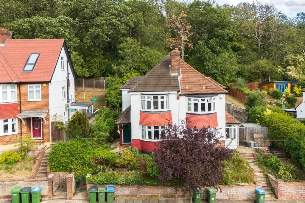 Castlewood Drive, SE9, photo 10
