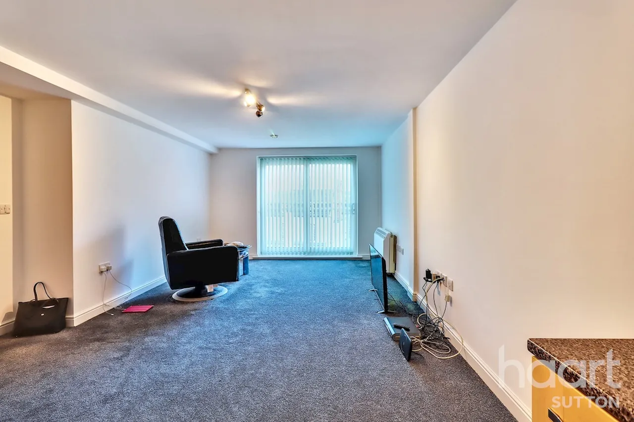 Station Approach, Epsom, KT19, photo 4
