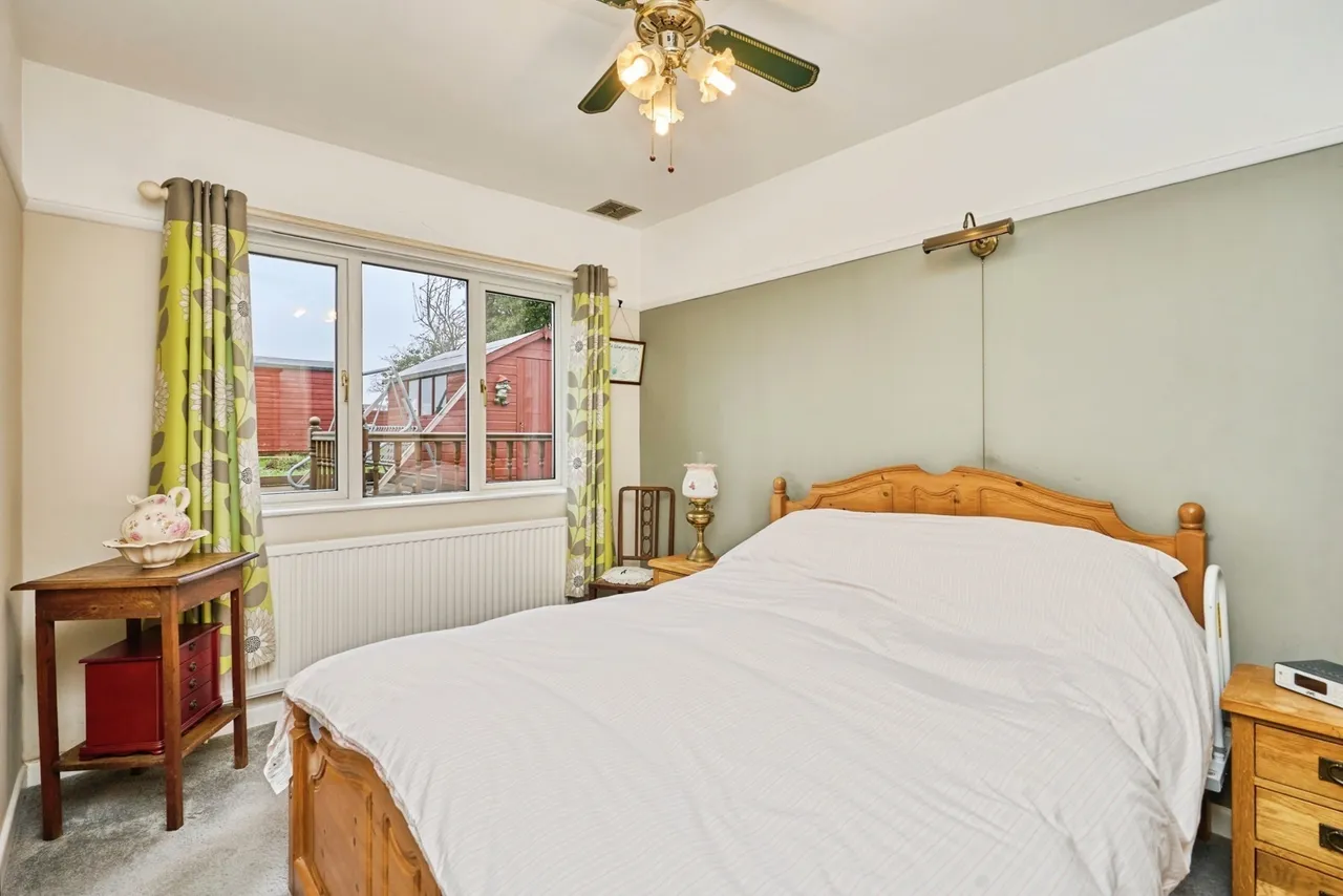 Horsebridge Hill, Newport, PO30, photo 15