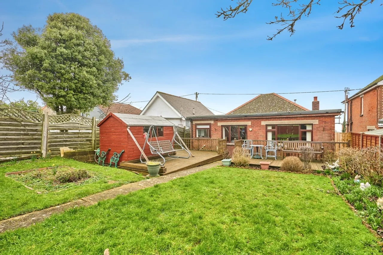 Horsebridge Hill, Newport, PO30, photo 4