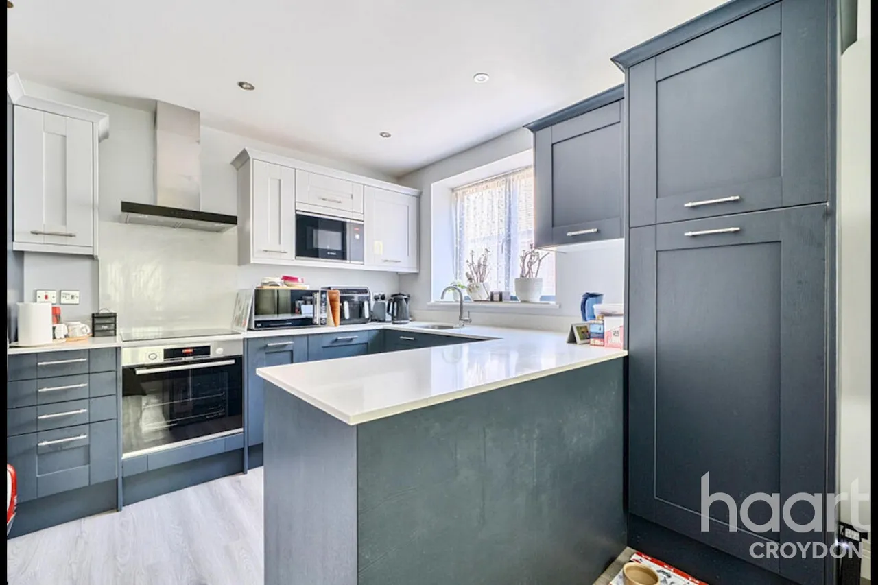 Foxley Lane, Purley, CR8, photo 4